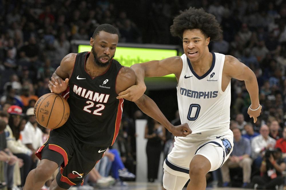 中锋的篮下 中锋的篮下