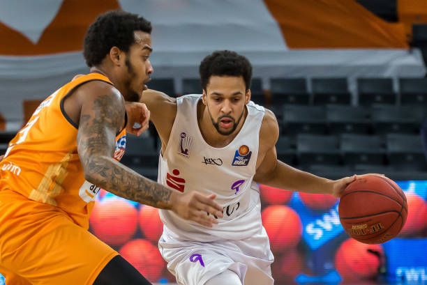 后正式加盟 后正式加盟