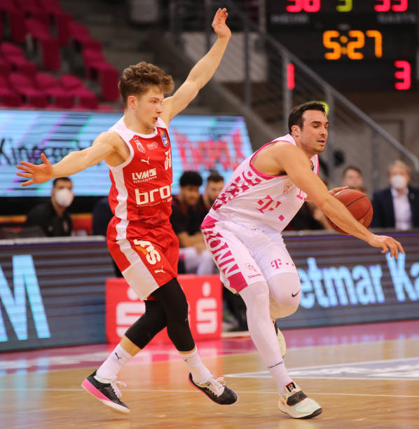 由于要在法 由于要在法